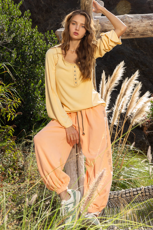 Round Neck Long Sleeve Vintage Wash Top (3 Options)