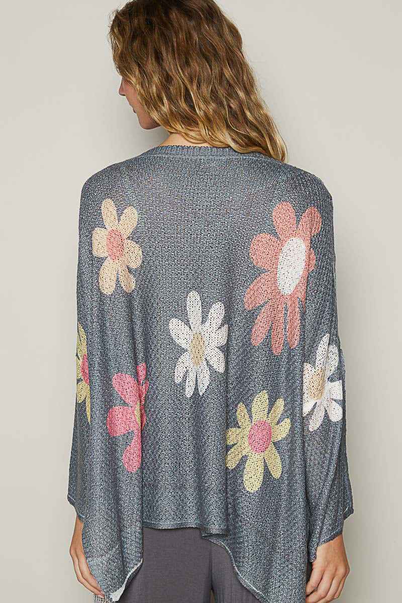 Charcoal 3/4 Relaxed Sleeve Flower Top
