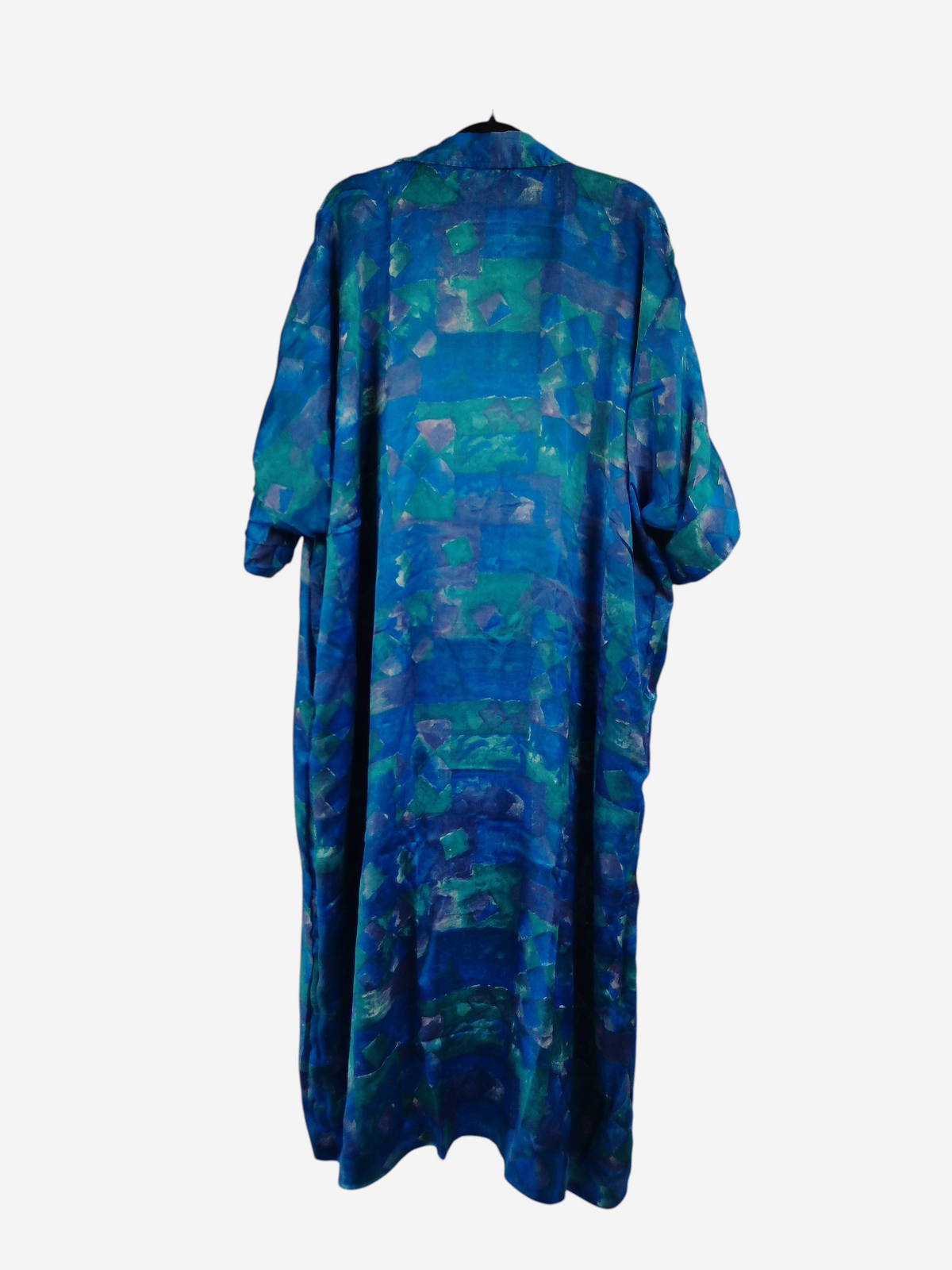 She Lives Beauty reversible kaftan in blue and green vintage rasgulla silk with a relaxed, flowing silhouette.