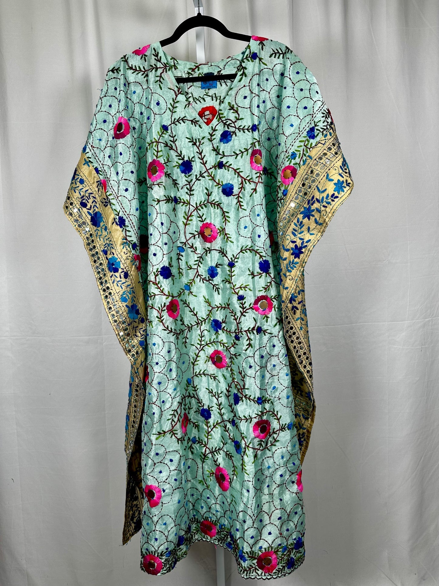 Indira Phulkari Kaftan 1000-06