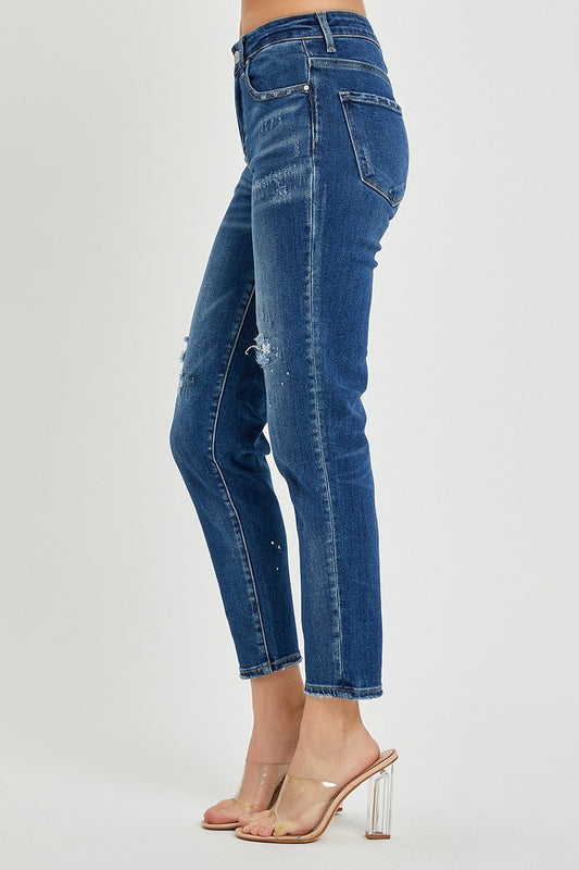 Mid-Rise Tapered Risen Jeans