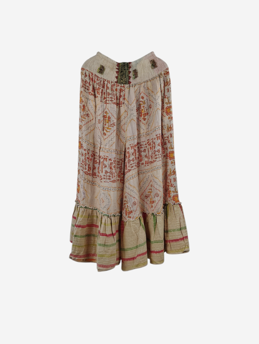 She Lives Beauty Anything for Selenas pants in vintage kantha cotton with a flowing silhouette and ruffled hem.