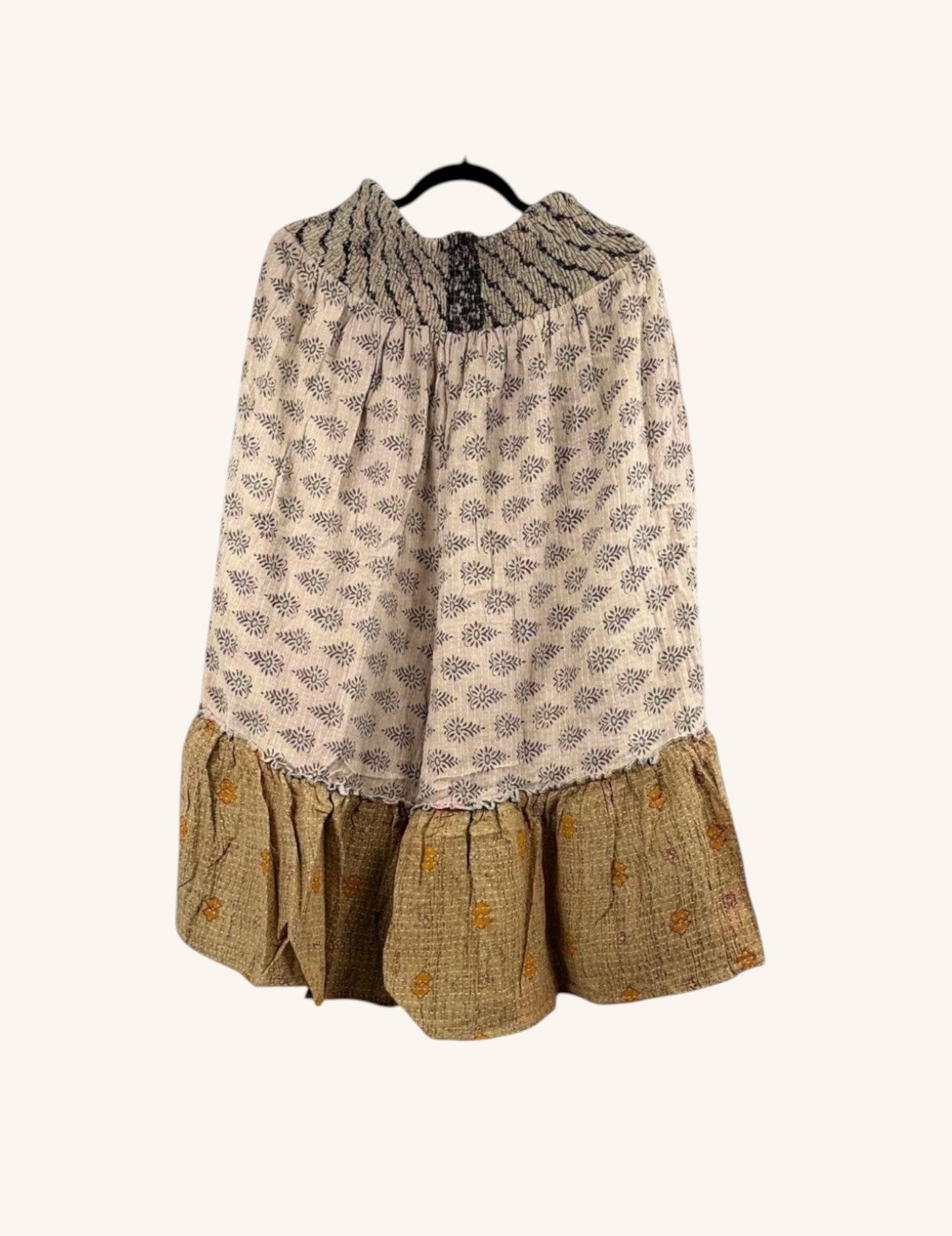 She Lives Beauty Anything for Selenas bloomers in vintage kantha cotton with a floral print and ruffled hem.