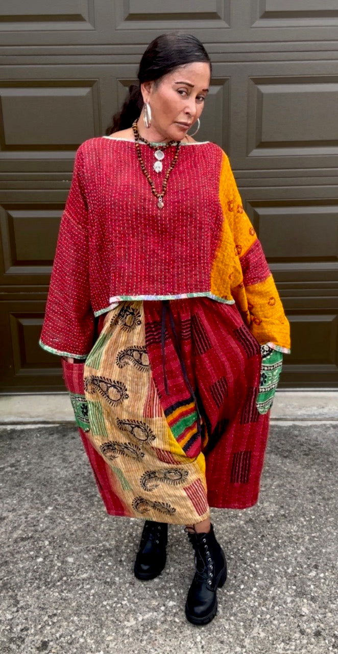 Hi-Lo Marina Kantha Top