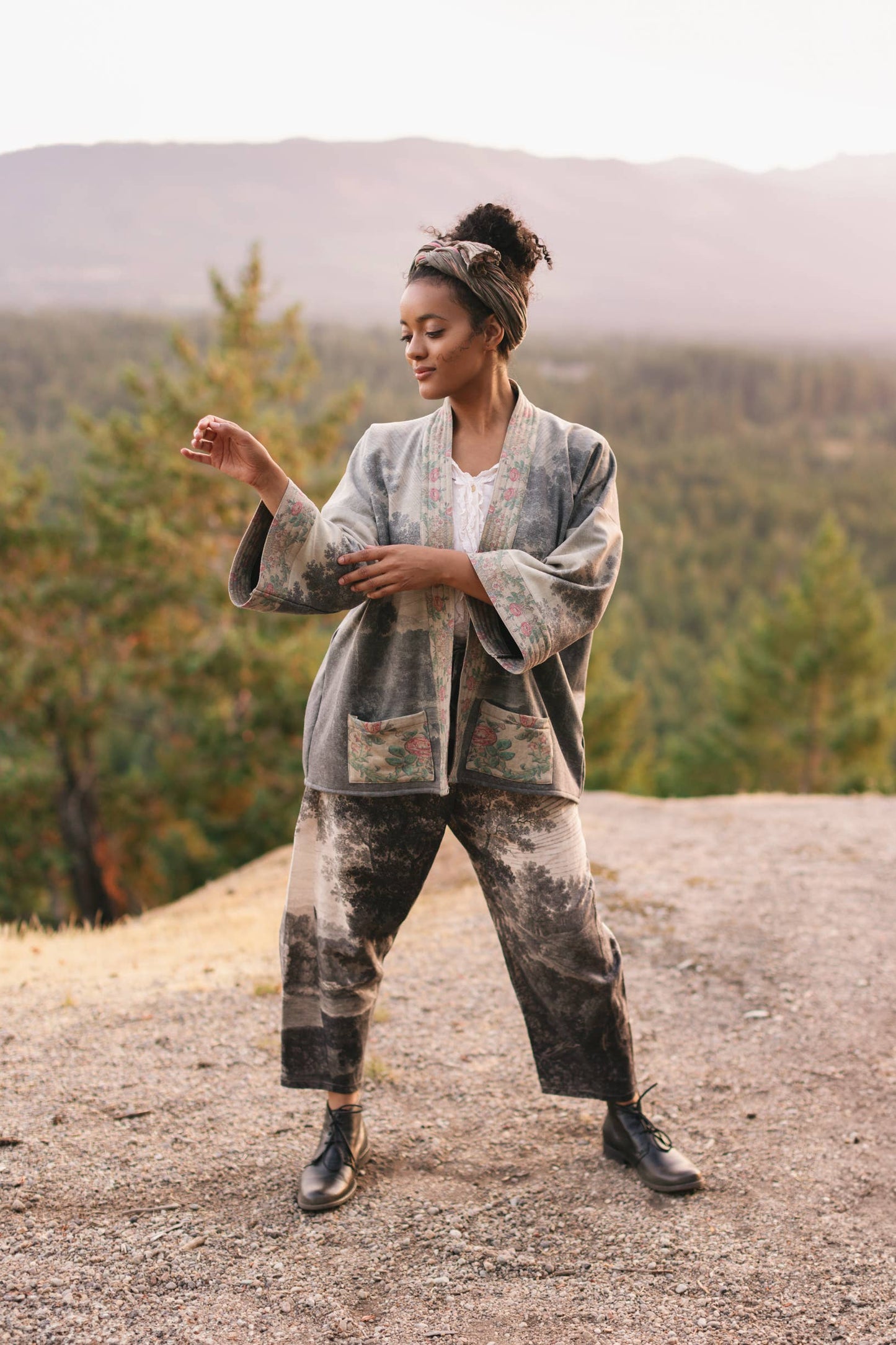 Still I Rise Linen Cropped Artist Pant w/ Sunrise, Woman