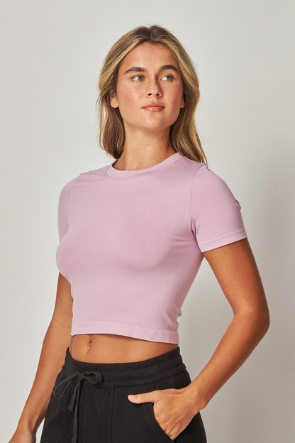 Ultra-Stretch Seamless Crew-neck Crop Top