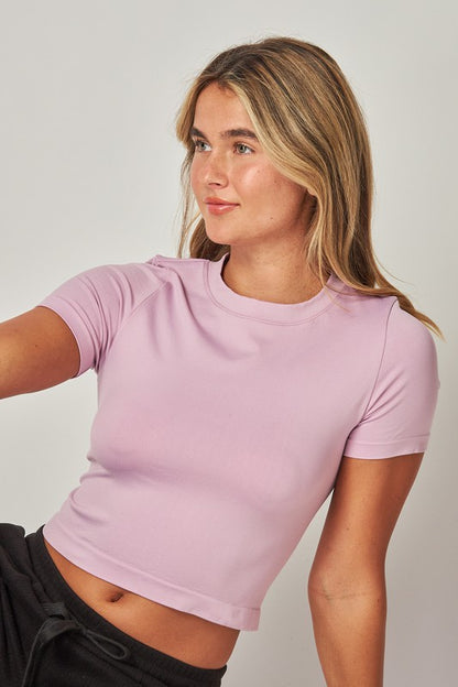 Ultra-Stretch Seamless Crew-neck Crop Top