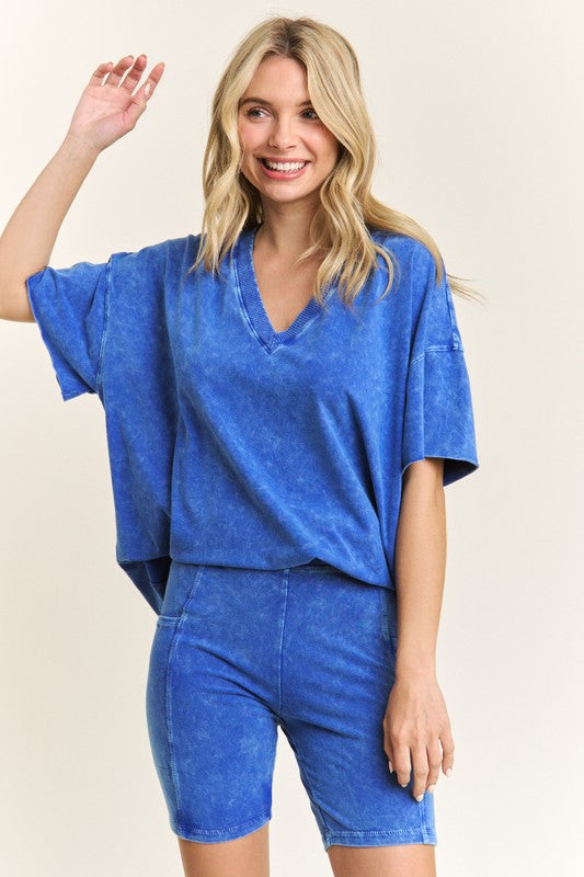 Mineral Wash V-Neck Basic T (3 Options)