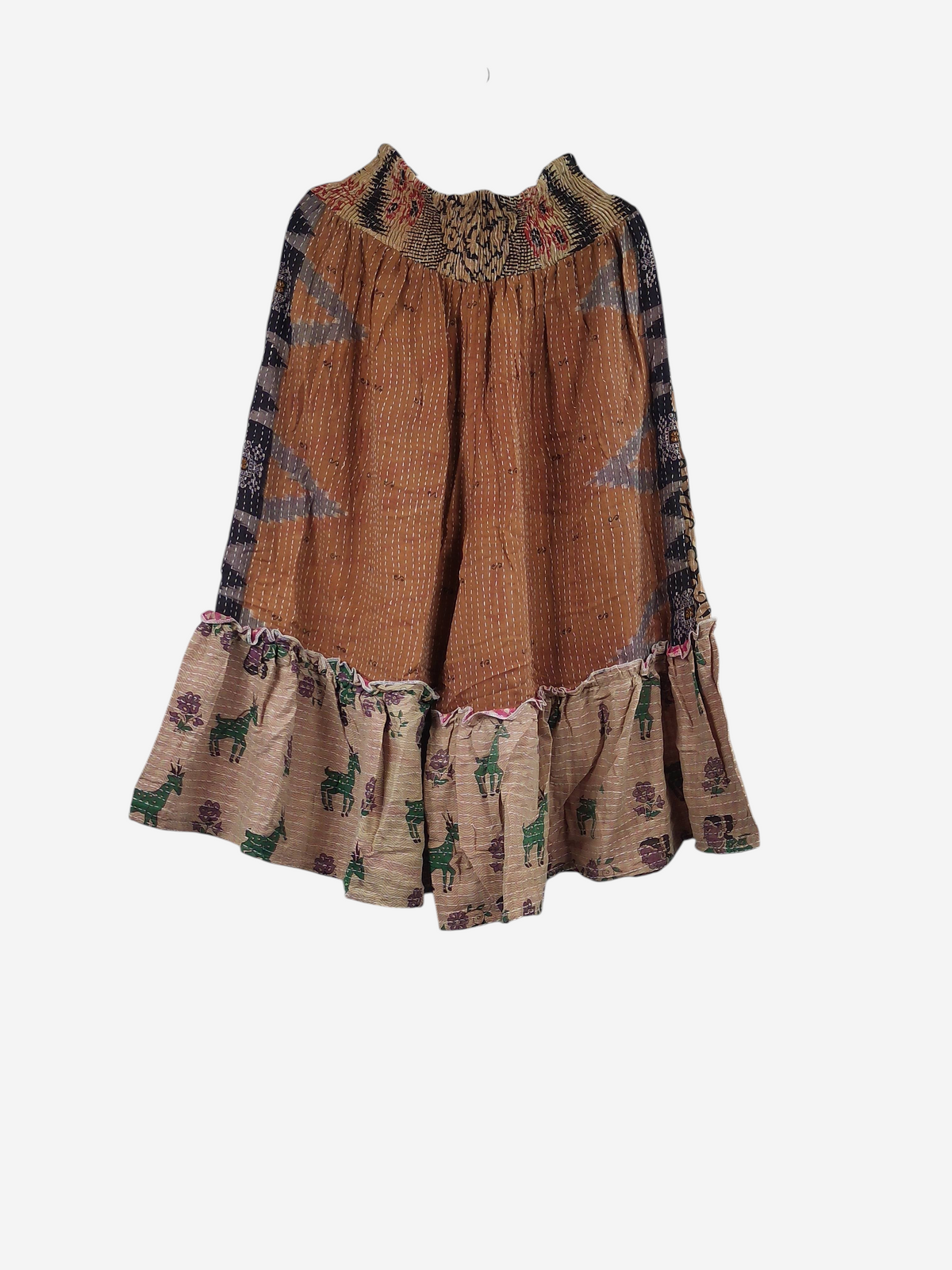 She Lives Beauty Anything for Selenas Bloomers in vintage kantha cotton with a ruffled hem and elastic waistband.