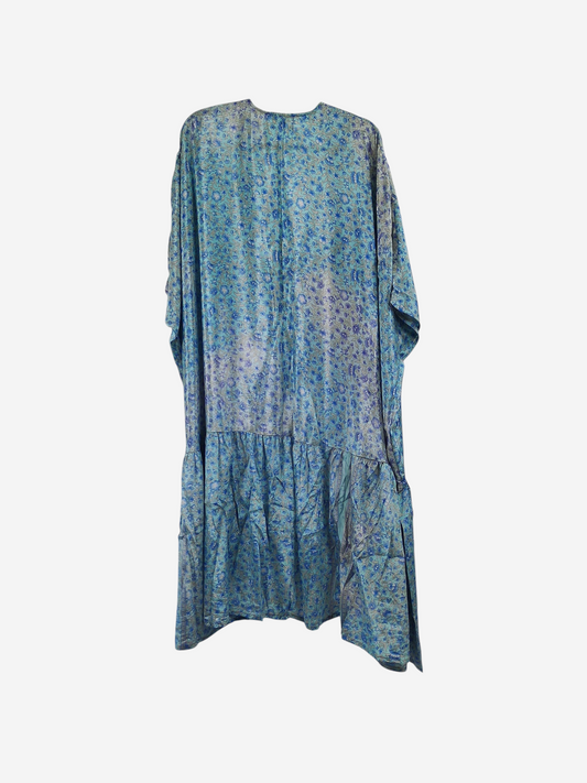 She Lives Beauty Winds of the Ancestors kimono in blue floral vintage rasgulla silk with a relaxed flowing fit
