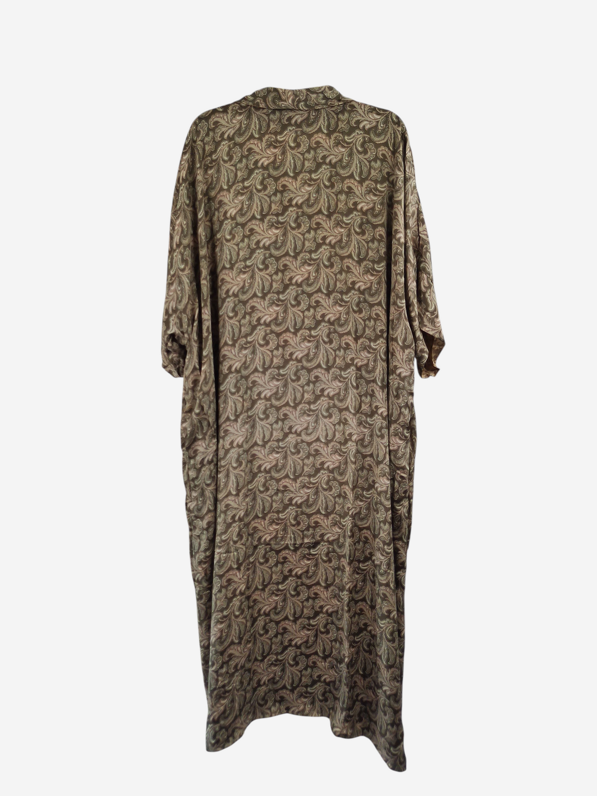 She Lives Beauty reversible kaftan in brown and beige vintage Rasgulla silk with a flowing bohemian paisley print.