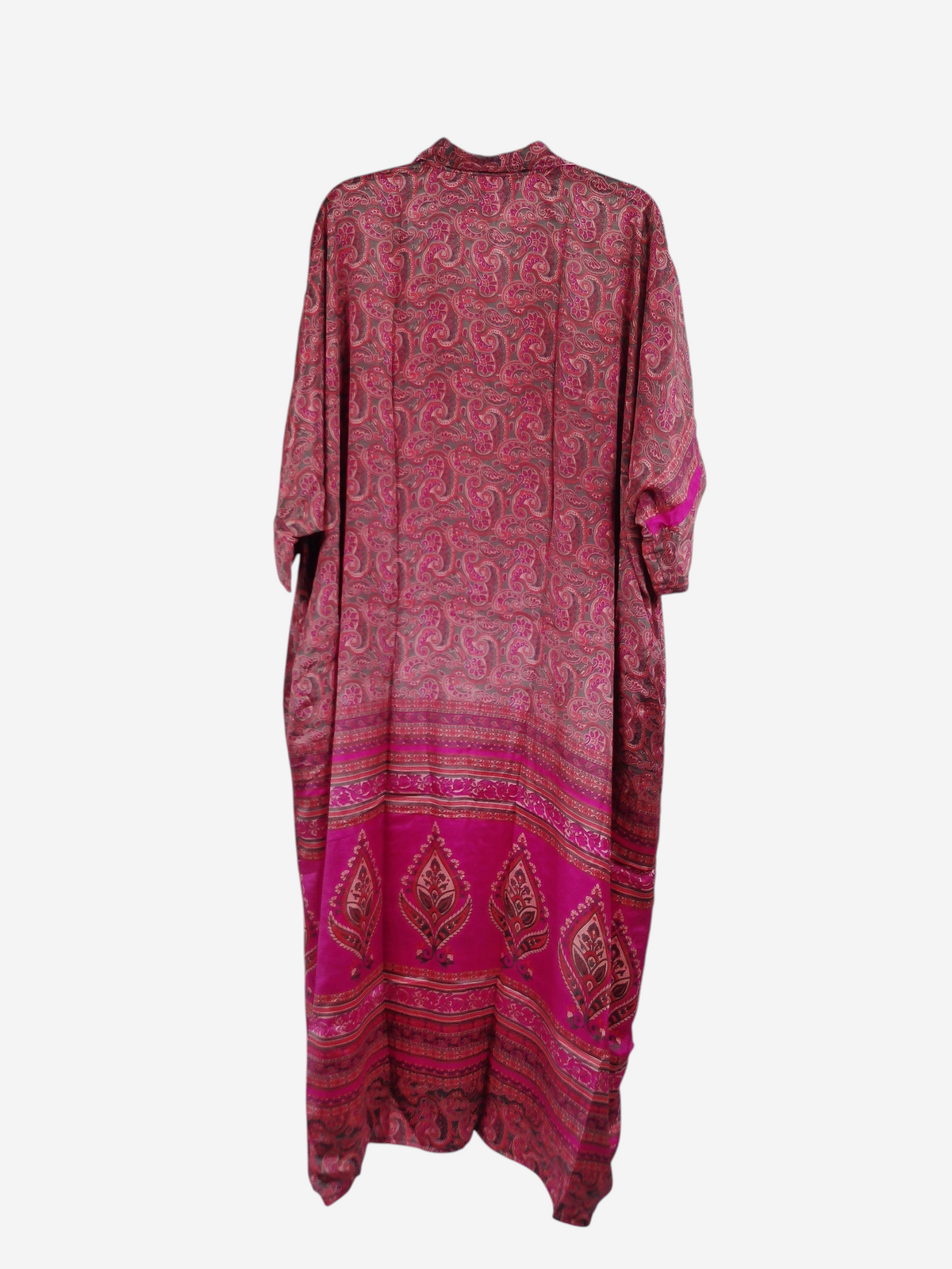 She Lives Beauty reversible kaftan in pink vintage rasgulla silk with bohemian paisley and floral patterns.
