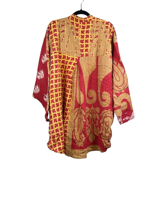 The Earthen Path Kantha Top 1000-02