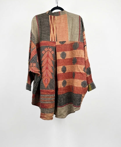 The Earthen Path Kantha Top 1000-08