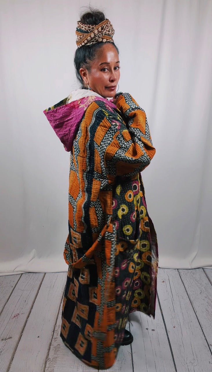 The Ruling Goddess Ishani Kimono