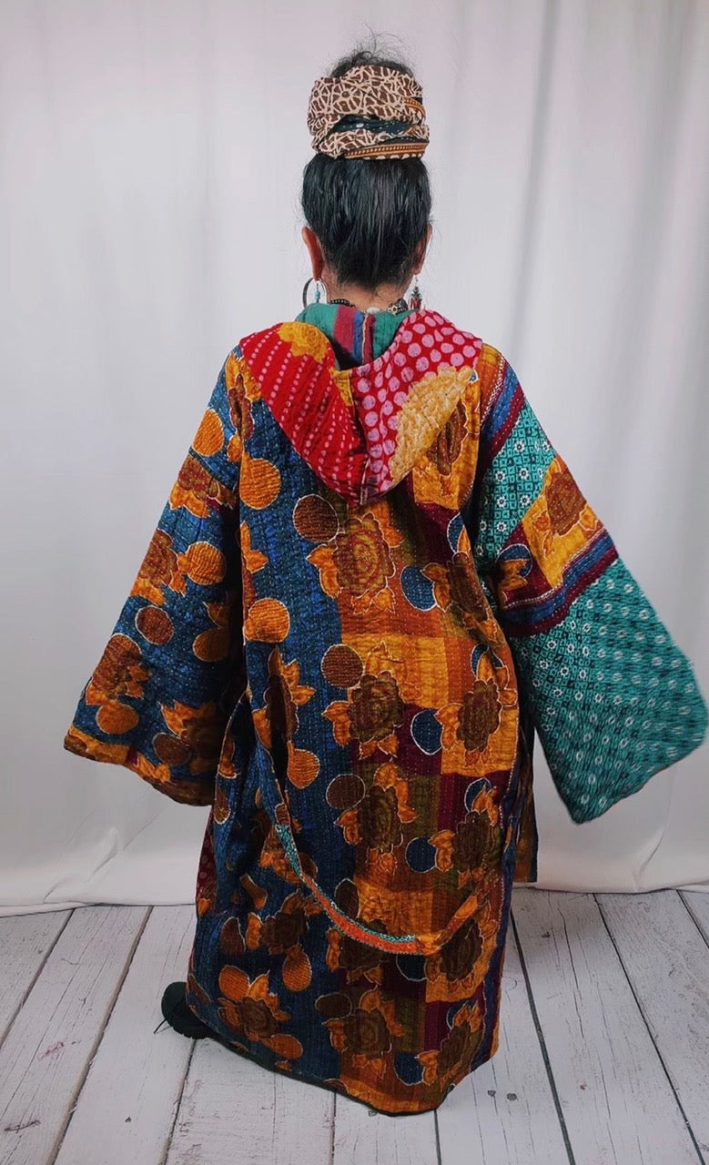 The Ruling Goddess Ishani Kimono