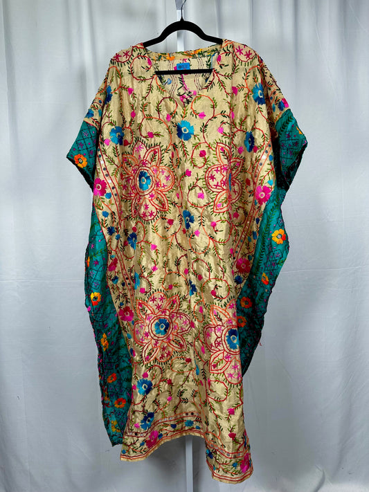 Indira Phulkari Kaftan 1000-01
