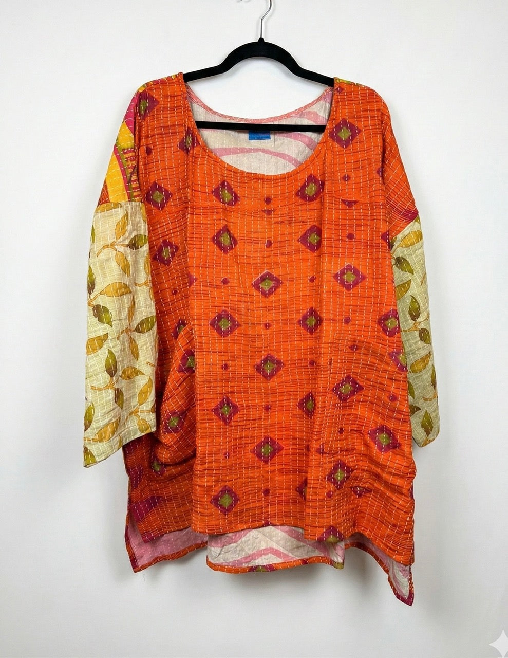 Banhi Essence Kantha Top 1000-12