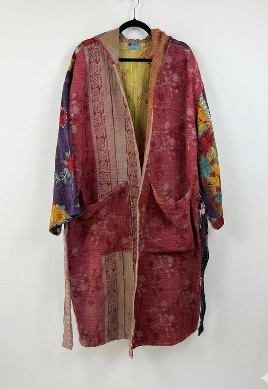 The Ruling Goddess Ishani Kimono 1000-03