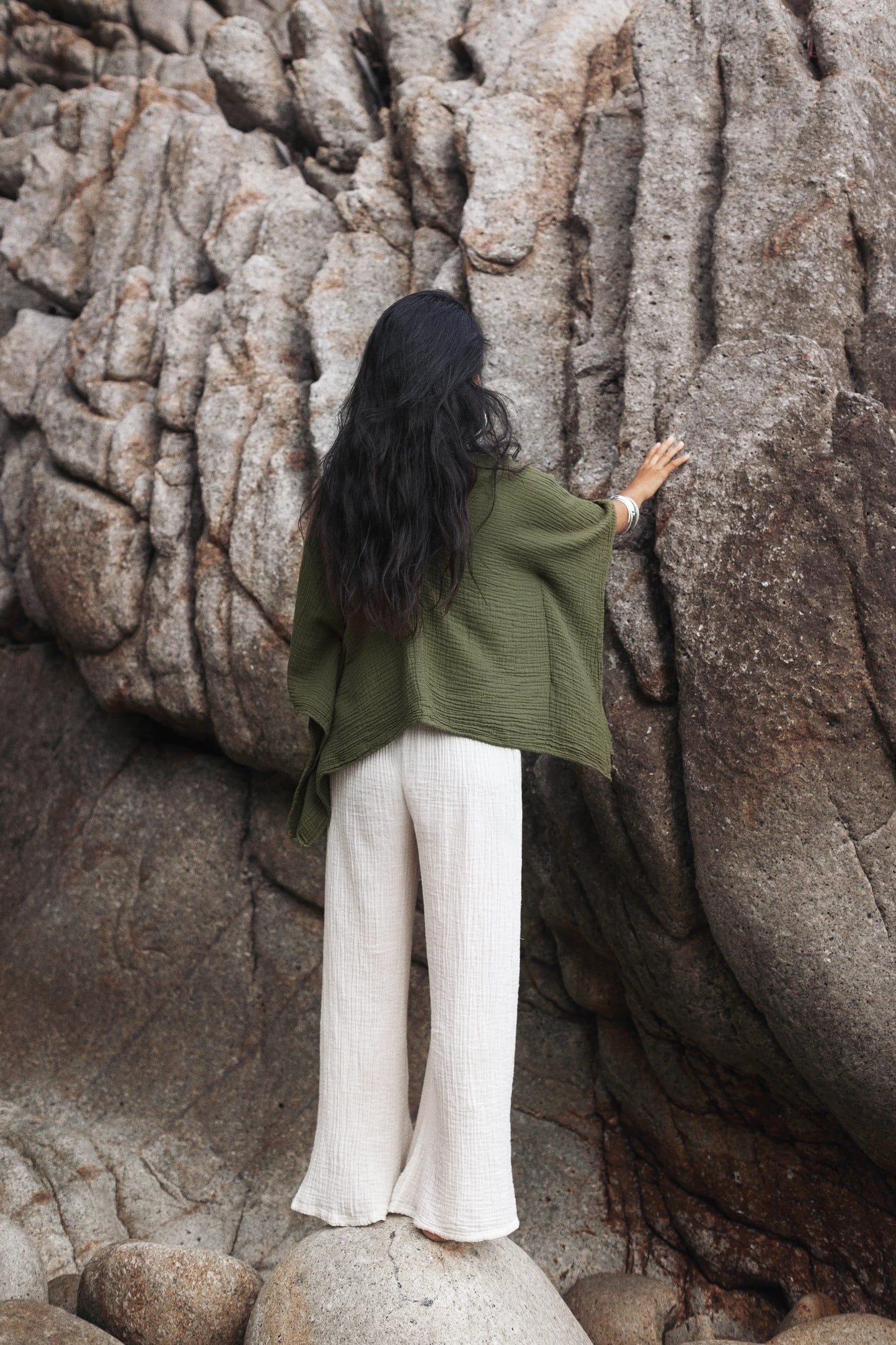 Sola Butterfly Top Olive