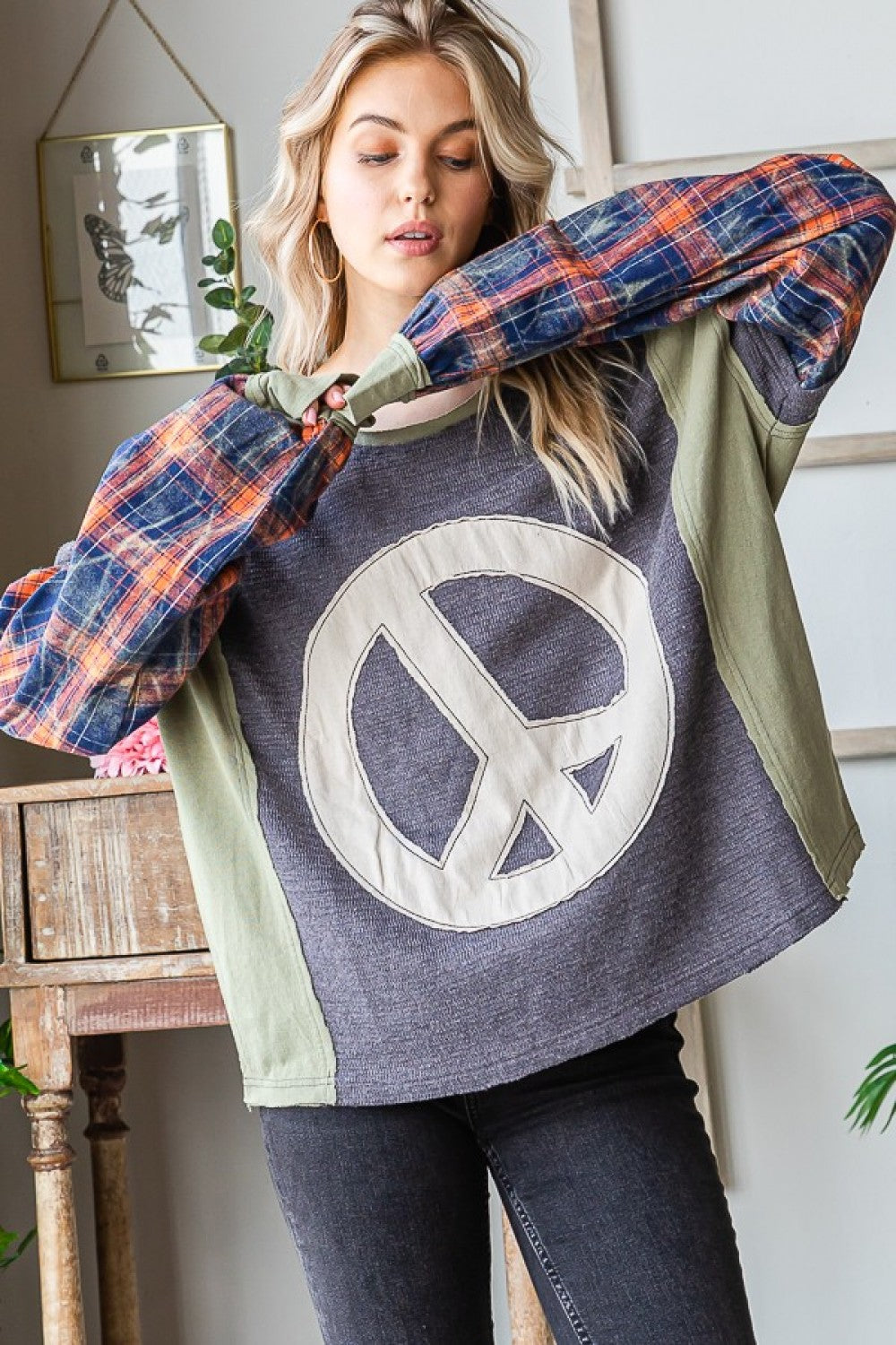 Peace Plaid Sleeve Pullover
