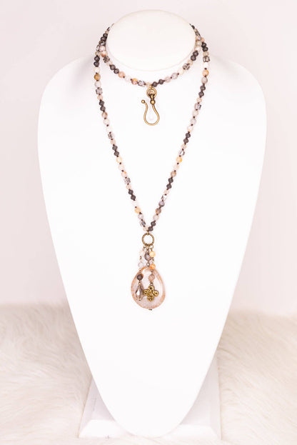 Gizelle Necklace in Grey