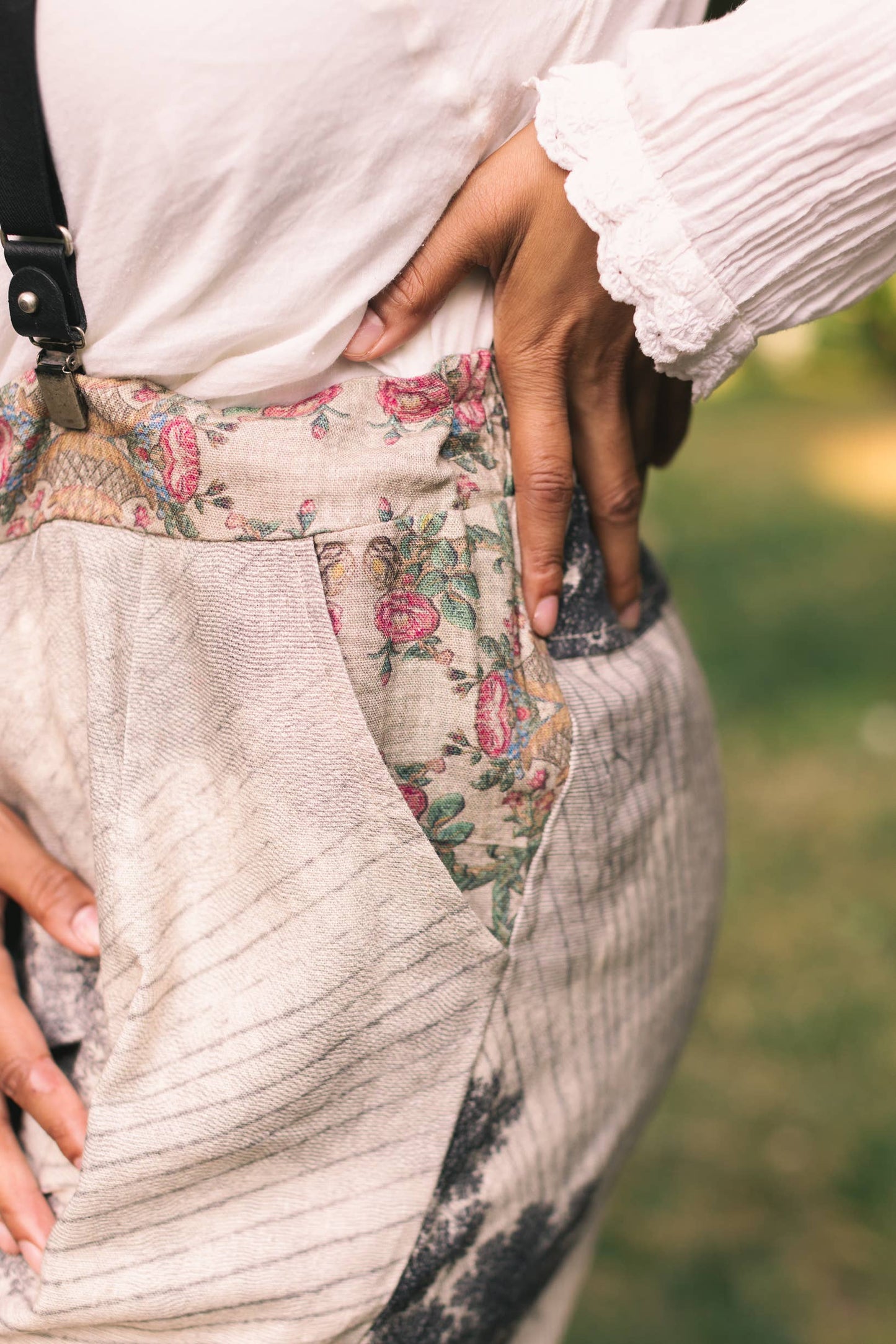 Still I Rise Linen Cropped Artist Pant w/ Sunrise, Woman