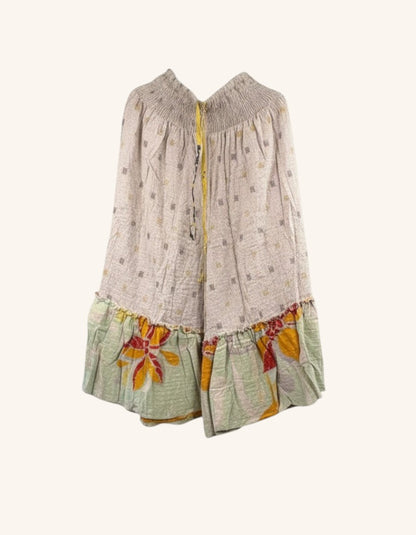She Lives Beauty Anything for Selenas bloomers in vintage kantha cotton with a ruffled hem and elastic waistband.