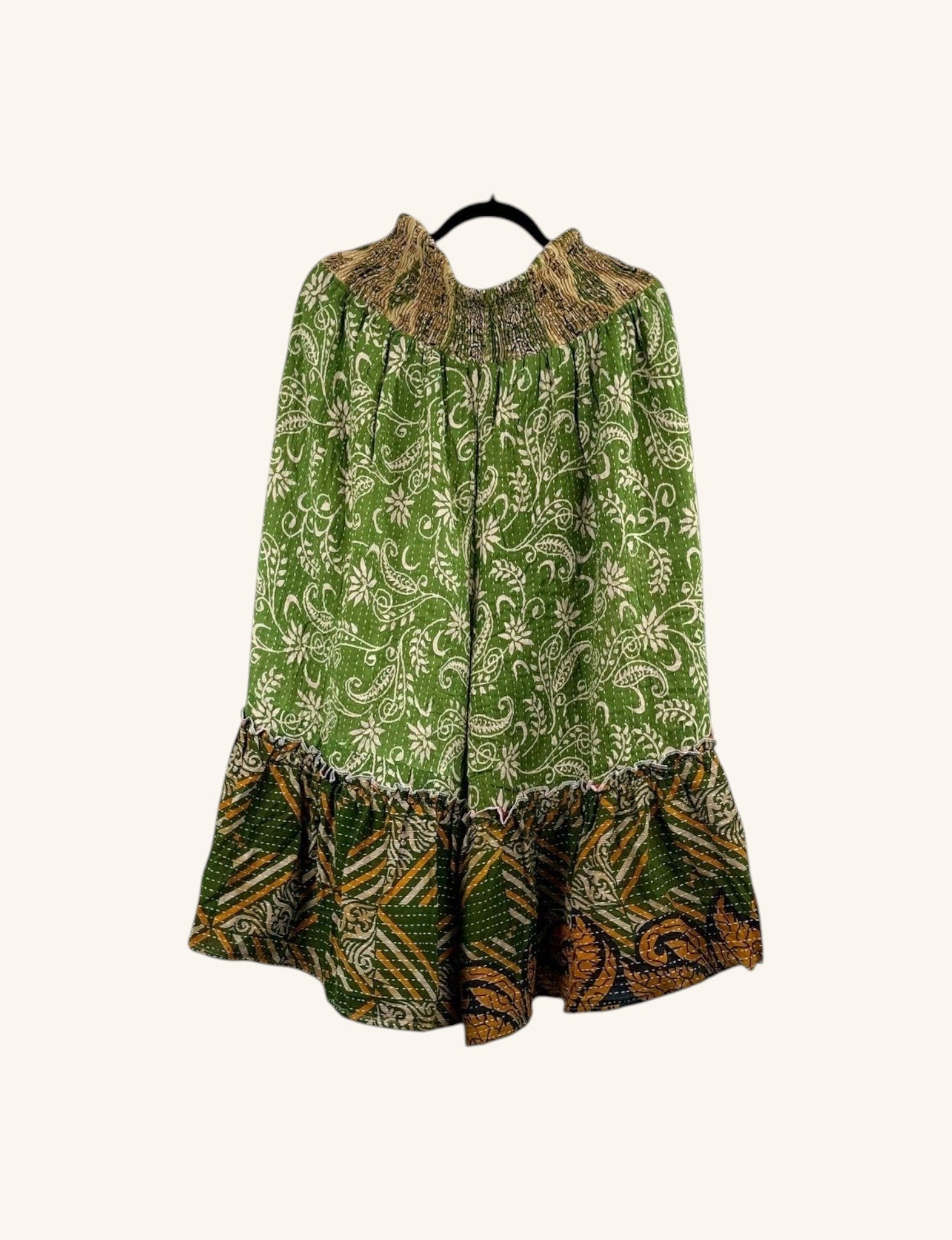 She Lives Beauty Anything for Selenas Bloomers in green vintage kantha cotton with a ruffled hem and elastic waist.