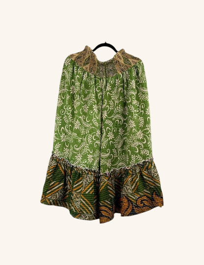 She Lives Beauty Anything for Selenas Bloomers in green vintage kantha cotton with a ruffled hem and elastic waist.