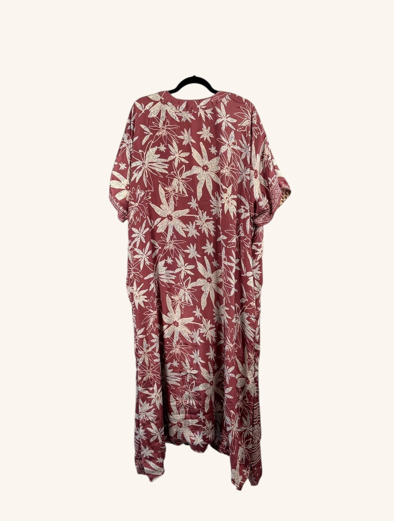She Lives Beauty Luna Rosa reversible kaftan in maroon vintage rasgulla silk with a white floral patchwork pattern.