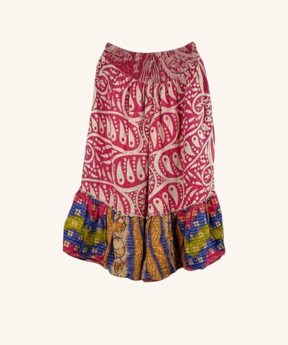 She Lives Beauty Anything for Selenas Bloomers in pink vintage kantha cotton with a ruffled hem and elastic waist.