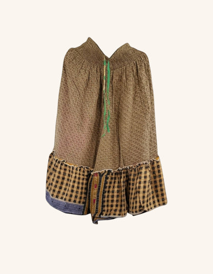 She Lives Beauty Anything for Selenas bloomers in brown vintage kantha cotton with a ruffled hem and elastic waist.
